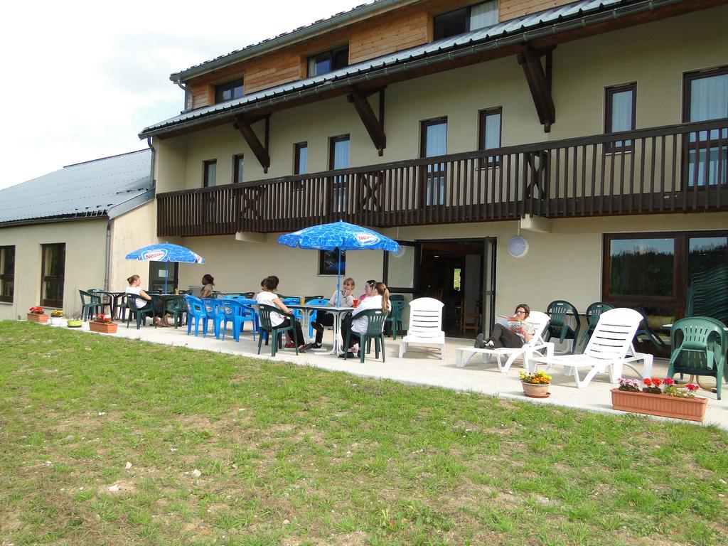 Village Vacances Passion Georges Moustaki Les Moussieres Esterno foto